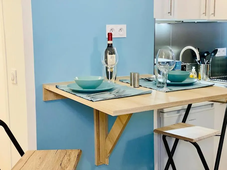 Lovely Studio In The Heart Of St Germain-Des-Pres Paris France