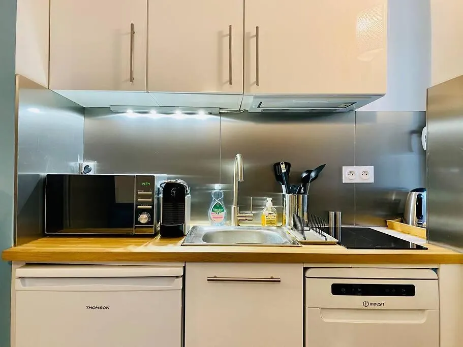 Lovely Studio In The Heart Of St Germain-Des-Pres Paris